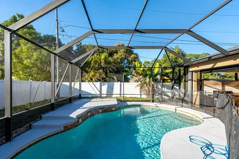 3820 Sw Cheribon Street Port Saint Lucie FL 34953