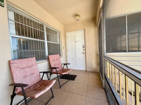 189 Stratford N West Palm Beach FL 33417