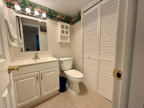 189 Stratford N West Palm Beach FL 33417