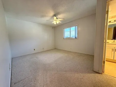 189 Stratford N West Palm Beach FL 33417