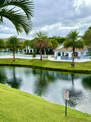 2600 S University Drive Davie FL 33328