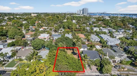 427 32nd Street West Palm Beach FL 33407