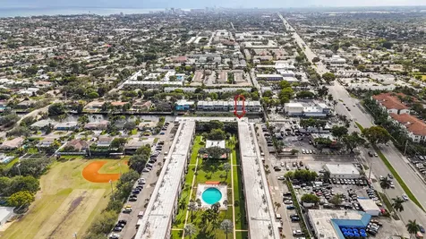 4500 N Federal Highway Lighthouse Point FL 33064