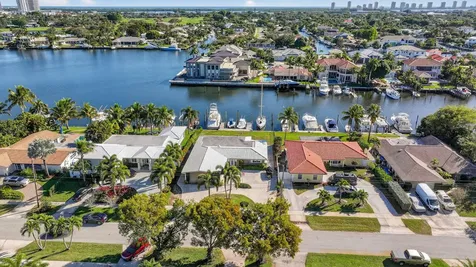 752 Lagoon Drive North Palm Beach FL 33408