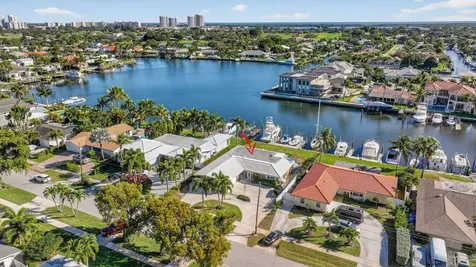 752 Lagoon Drive North Palm Beach FL 33408