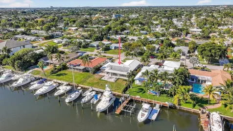 752 Lagoon Drive North Palm Beach FL 33408