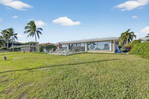 752 Lagoon Drive North Palm Beach FL 33408