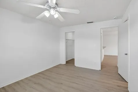 9424 NW 49th Place Sunrise FL 33351
