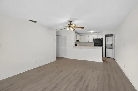 9424 NW 49th Place Sunrise FL 33351
