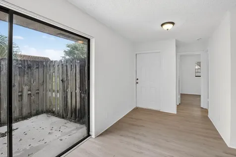 9424 NW 49th Place Sunrise FL 33351