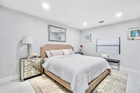 324 Bamboo Road Palm Beach Shores FL 33404