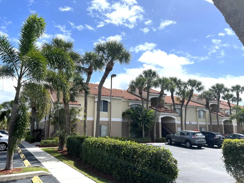 815 W Boynton Beach Boulevard Boynton Beach FL 33426