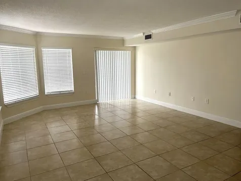 815 W Boynton Beach Boulevard Boynton Beach FL 33426