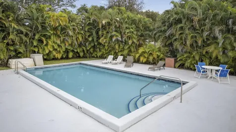 2400 Sw 19th Avenue Boynton Beach FL 33426