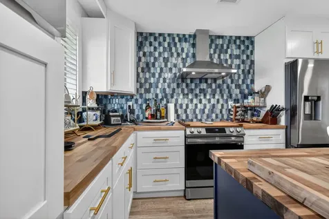 212 High Point Terrace Delray Beach FL 33445