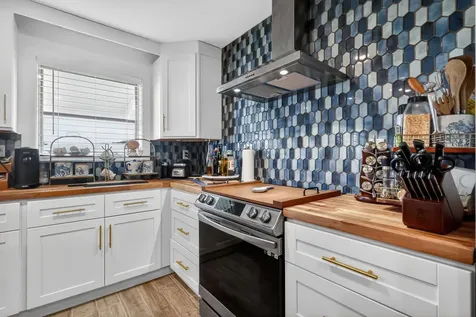 212 High Point Terrace Delray Beach FL 33445