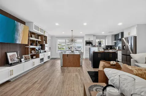 212 High Point Terrace Delray Beach FL 33445