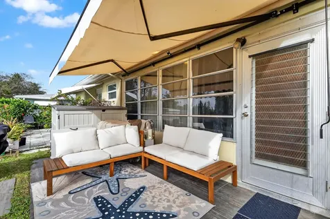 212 High Point Terrace Delray Beach FL 33445