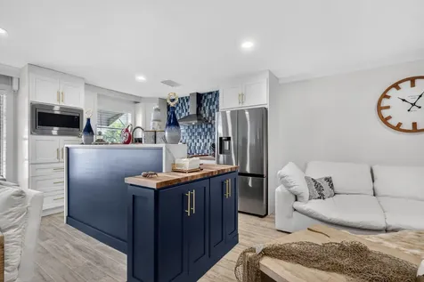 212 High Point Terrace Delray Beach FL 33445