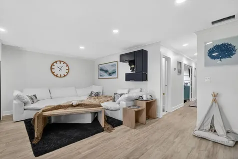 212 High Point Terrace Delray Beach FL 33445