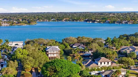 953 Thayer Lane Jupiter FL 33458