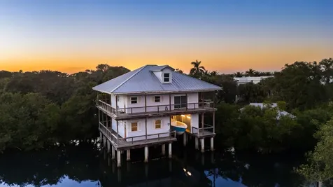 953 Thayer Lane Jupiter FL 33458