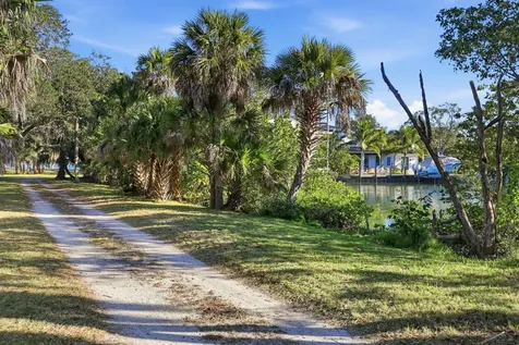 953 Thayer Lane Jupiter FL 33458