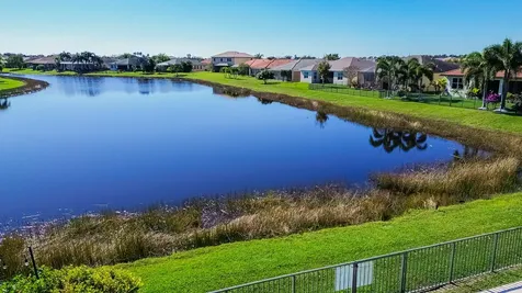 12017 Sw Knightsbridge Lane Port Saint Lucie FL 34987