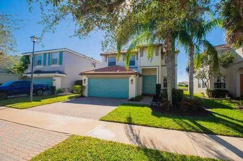 12017 Sw Knightsbridge Lane Port Saint Lucie FL 34987