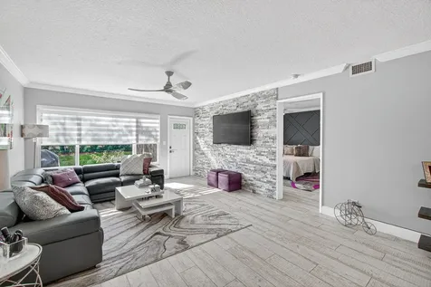 9200 Fairbanks Lane Boca Raton FL 33496