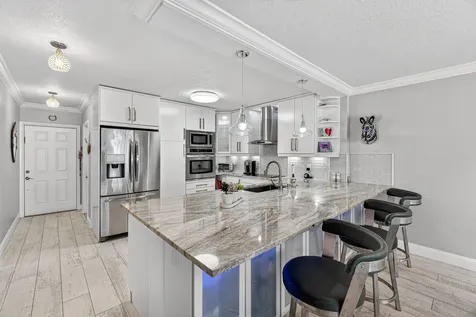 9200 Fairbanks Lane Boca Raton FL 33496