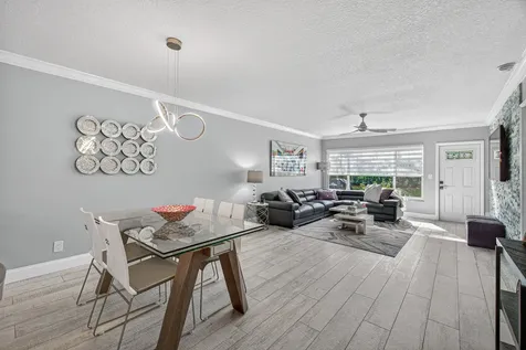 9200 Fairbanks Lane Boca Raton FL 33496