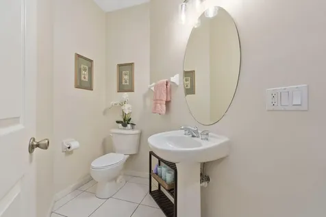 8233 Mulligan Circle Port Saint Lucie FL 34986
