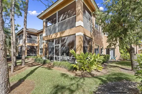8233 Mulligan Circle Port Saint Lucie FL 34986