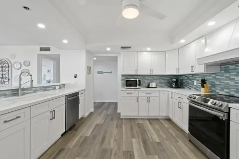 5047 N Highway A1a Hutchinson Island FL 34949