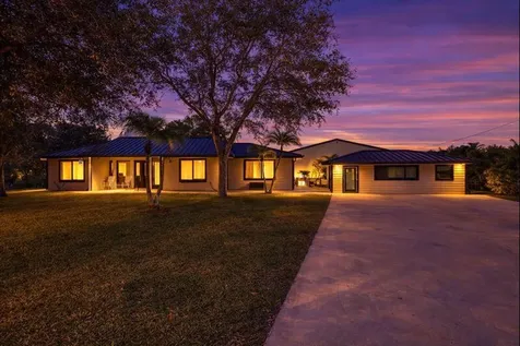 17975 89th Place The Acreage FL 33470