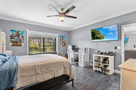 17975 89th Place The Acreage FL 33470