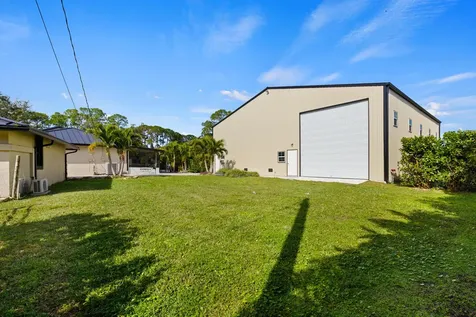 17975 89th Place The Acreage FL 33470