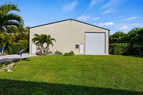 17975 89th Place The Acreage FL 33470