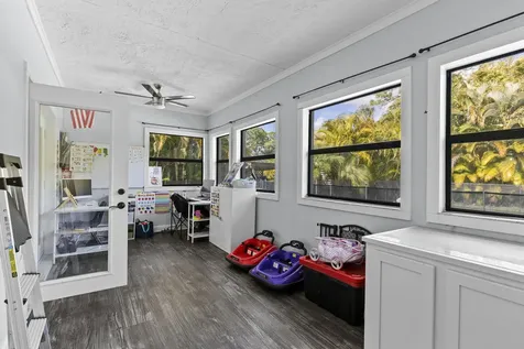 17975 89th Place The Acreage FL 33470