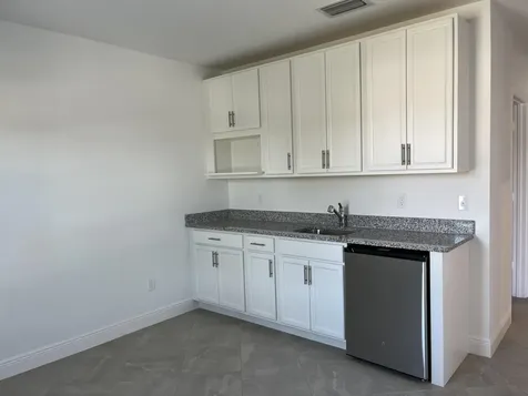 2156 SW Cameo Boulevard Port Saint Lucie FL 34953