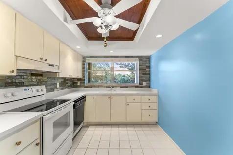 939 Nw 11th Terrace Stuart FL 34994