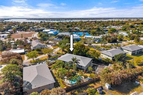 939 Nw 11th Terrace Stuart FL 34994