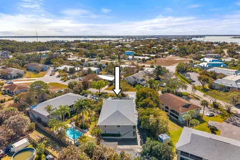 939 Nw 11th Terrace Stuart FL 34994
