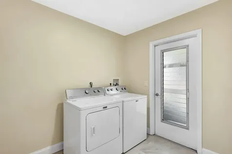 683 SE Harborview Drive Port Saint Lucie FL 34953