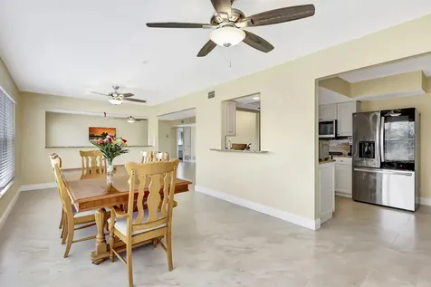683 SE Harborview Drive Port Saint Lucie FL 34953