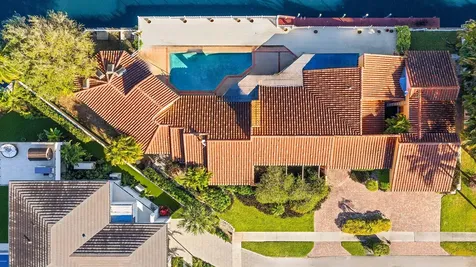 7401 NE Bay Cove Court Boca Raton FL 33487