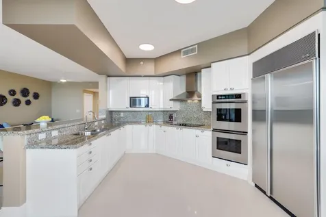 1063 Hillsboro Mile Hillsboro Beach FL 33062