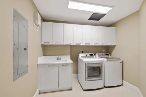 1063 Hillsboro Mile Hillsboro Beach FL 33062