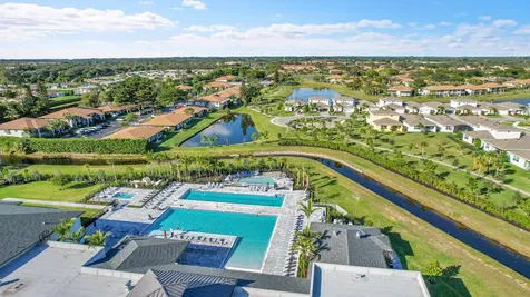 5742 Graceful Way Delray Beach FL 33484